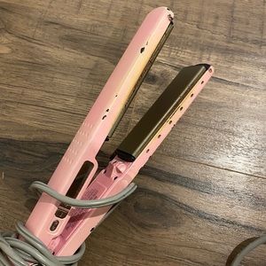 BaByliss Pro flat iron PINK